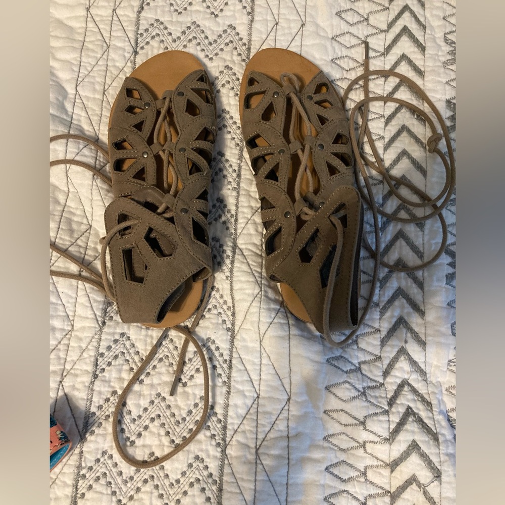 adorable summer shoes!